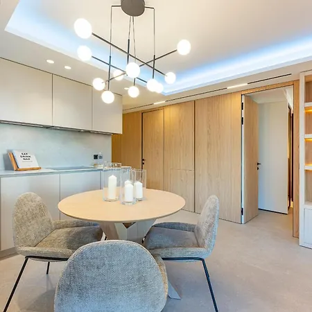 Apartment The Clover Boutique Banus