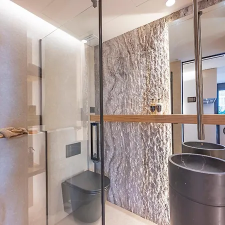 The Clover Boutique Banus Apartment *