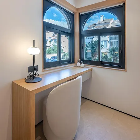 Apartment The Clover Boutique Banus *